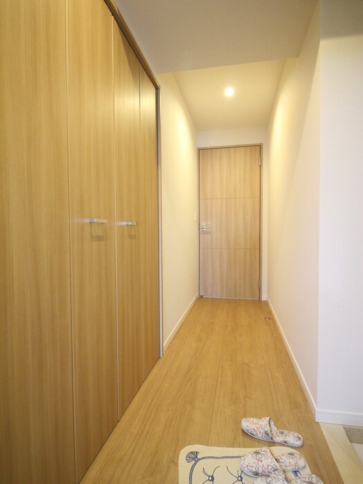 物件内観写真20　(廊下)