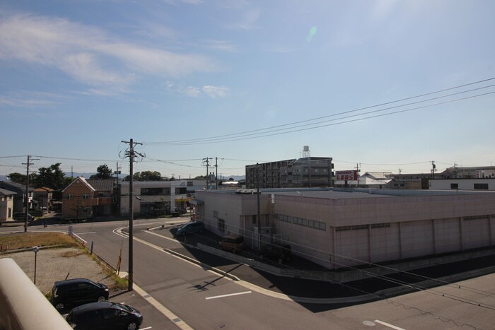 物件内観写真22　(室内からの展望)