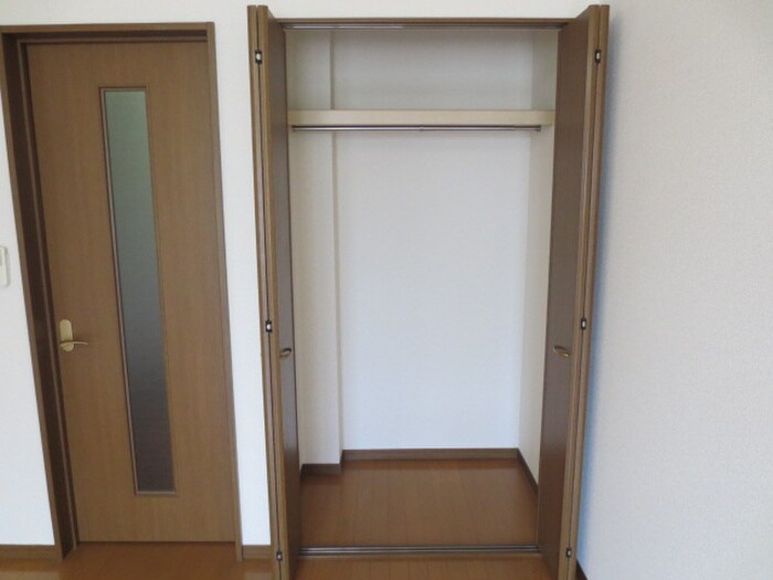 物件内観写真8　(収納)