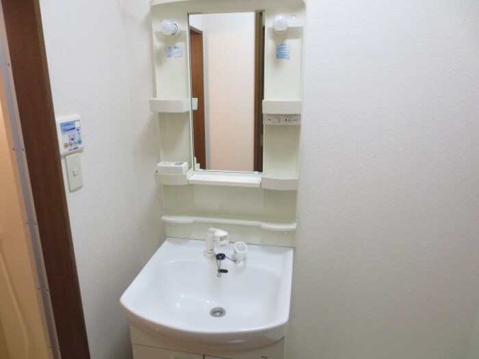 物件内観写真13　(洗面)