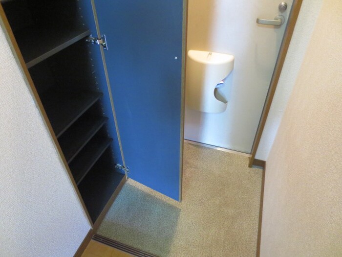 物件内観写真17　(靴箱)