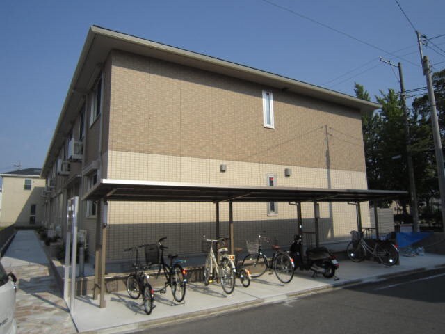 物件外観写真3　(駐輪場)