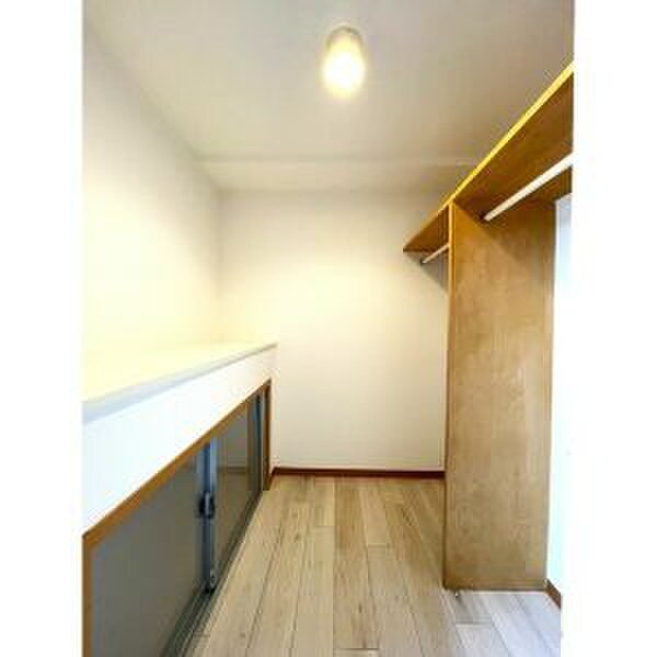 物件内観写真12　(内観写真)