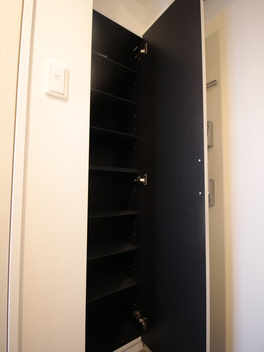 物件内観写真7　(靴箱)