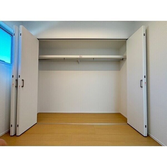 物件内観写真9　(収納)