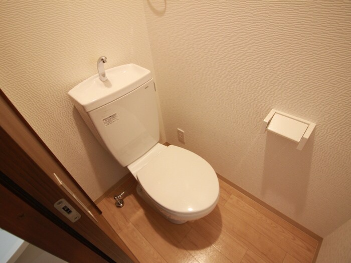 物件内観写真11　(トイレ)