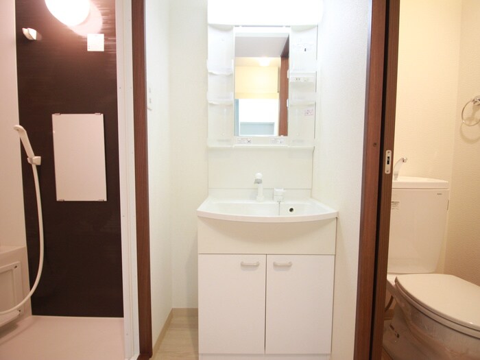 物件内観写真13　(洗面)