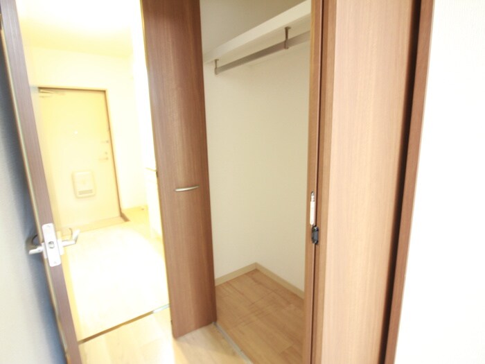 物件内観写真15　(収納)