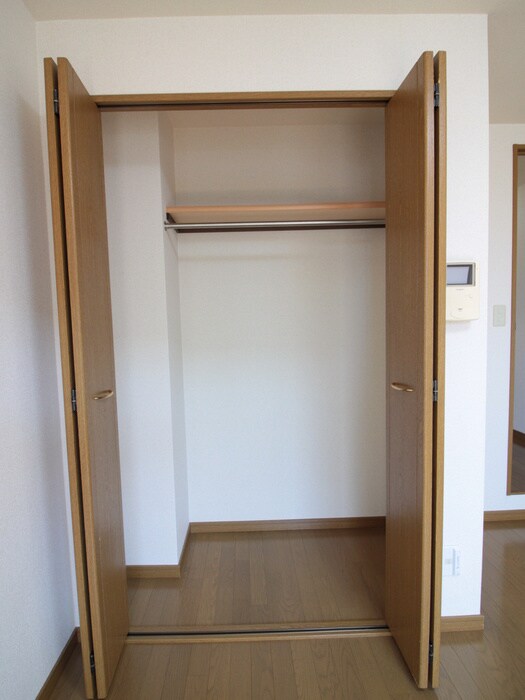 物件内観写真11　(収納)