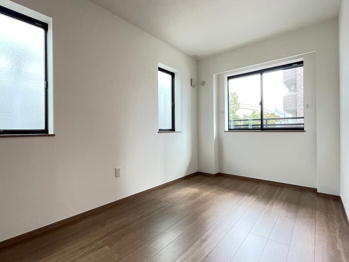 物件内観写真9　(居室)