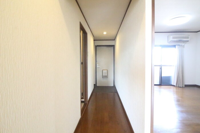 物件内観写真19　(廊下)