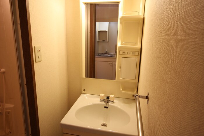 物件内観写真10　(洗面)