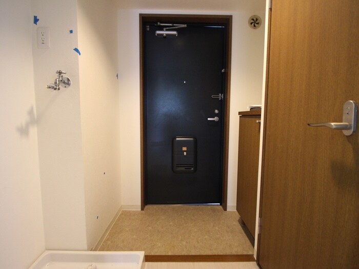物件内観写真20　(玄関)