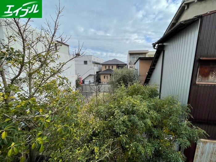 物件外観写真3　(周辺環境)