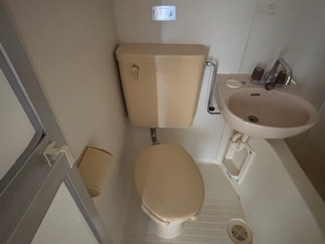 物件内観写真19　(トイレ)