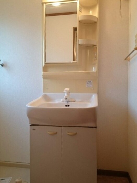 物件内観写真12　(洗面)