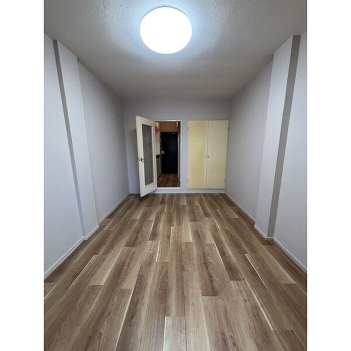 物件内観写真5　(居室)