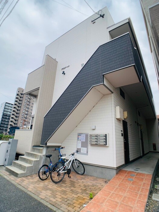 物件外観写真6　(外観写真)