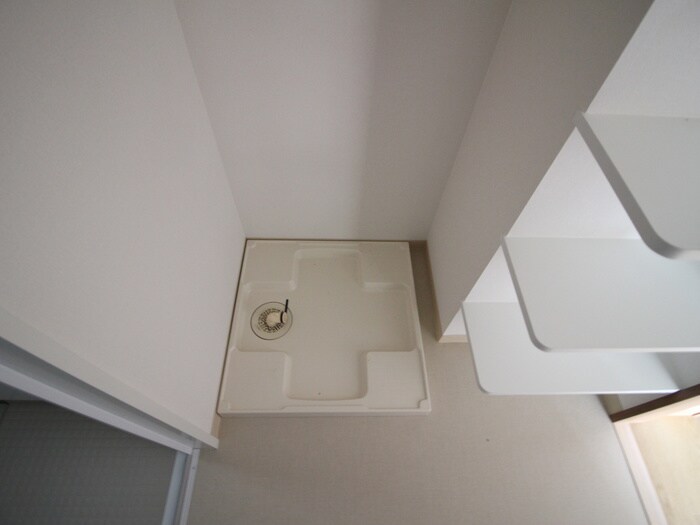 物件内観写真20　(洗濯機置場)