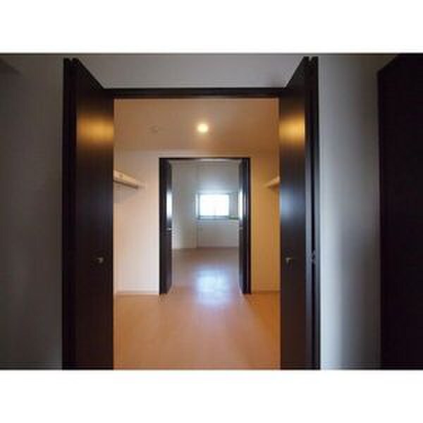 物件内観写真11　(収納)