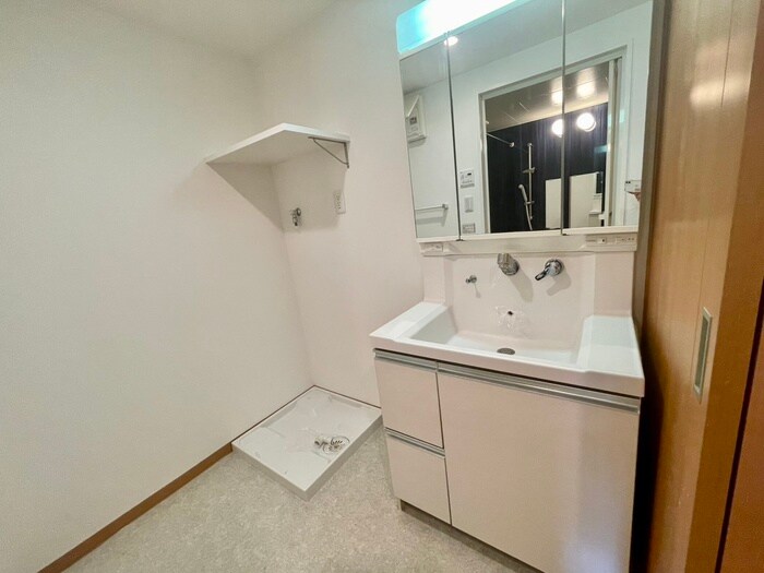 物件内観写真11　(洗面)