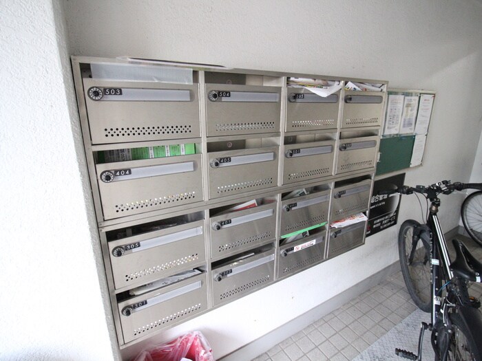 物件外観写真4　(建物設備)