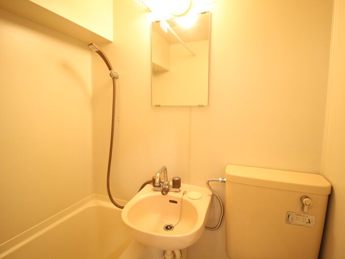 物件内観写真16　(洗面)