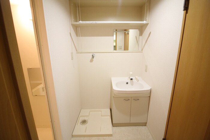 物件内観写真12　(洗面)