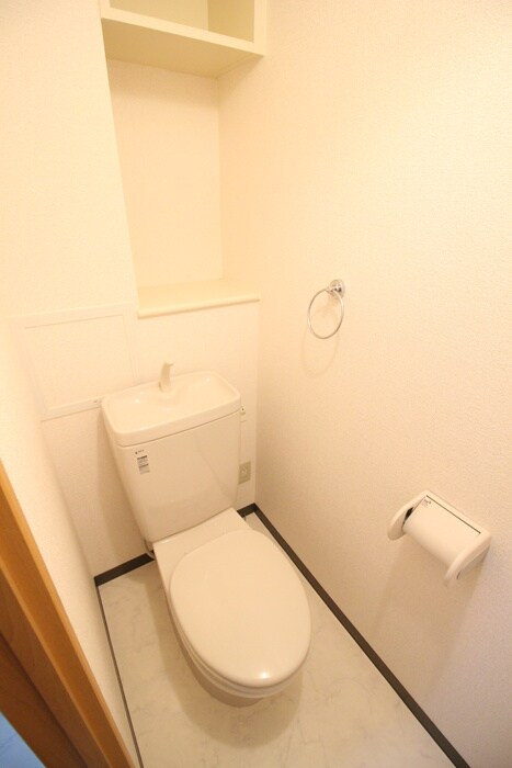 物件内観写真13　(トイレ)