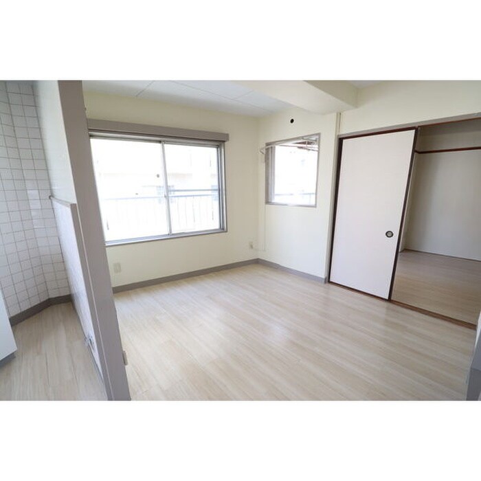 物件内観写真12　(内観写真)