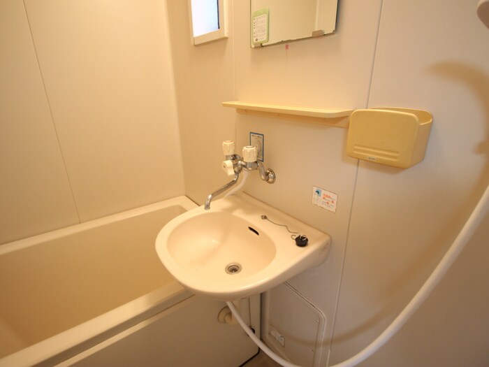 物件内観写真11　(洗面)