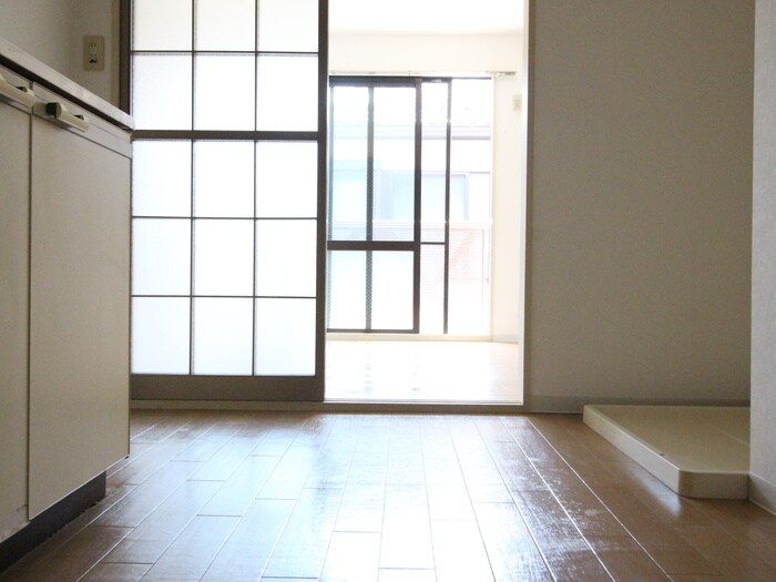 物件内観写真18　(廊下)