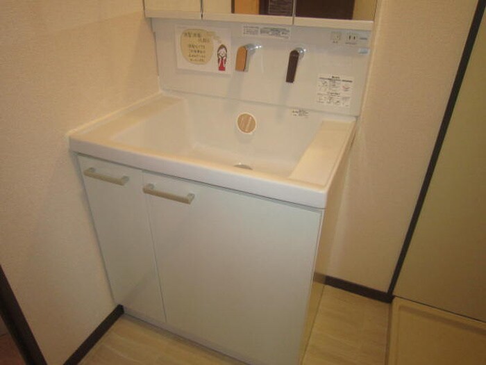 物件内観写真10　(洗面)