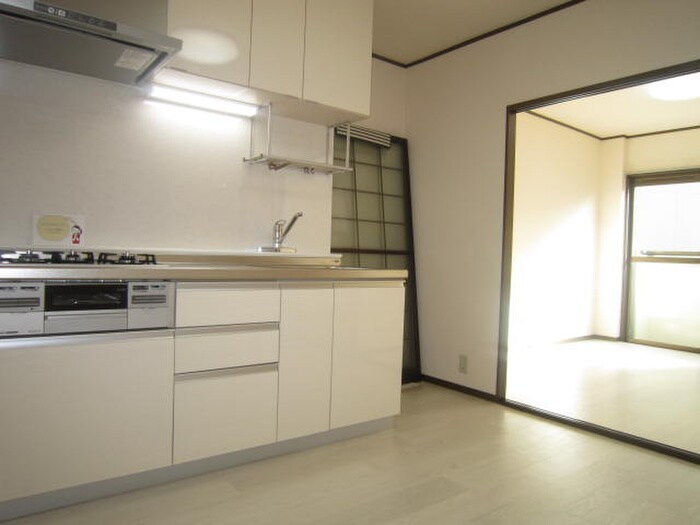 物件内観写真14　(居室)