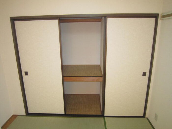 物件内観写真19　(収納)