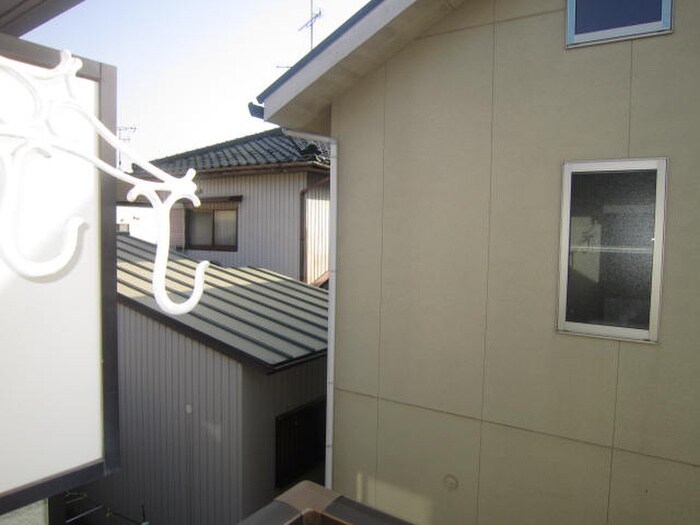 物件内観写真22　(室内からの展望)