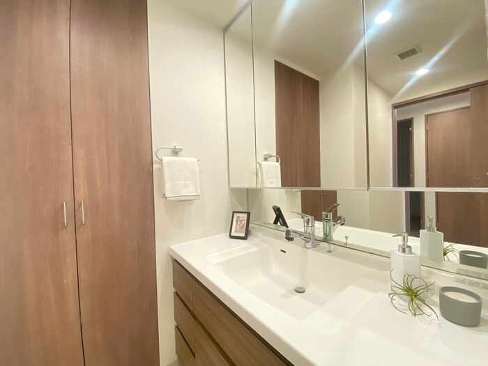 物件内観写真16　(洗面)