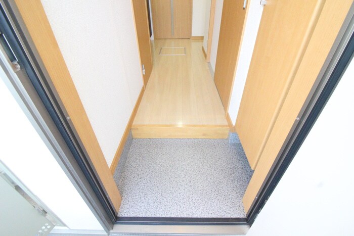 物件内観写真22　(玄関)