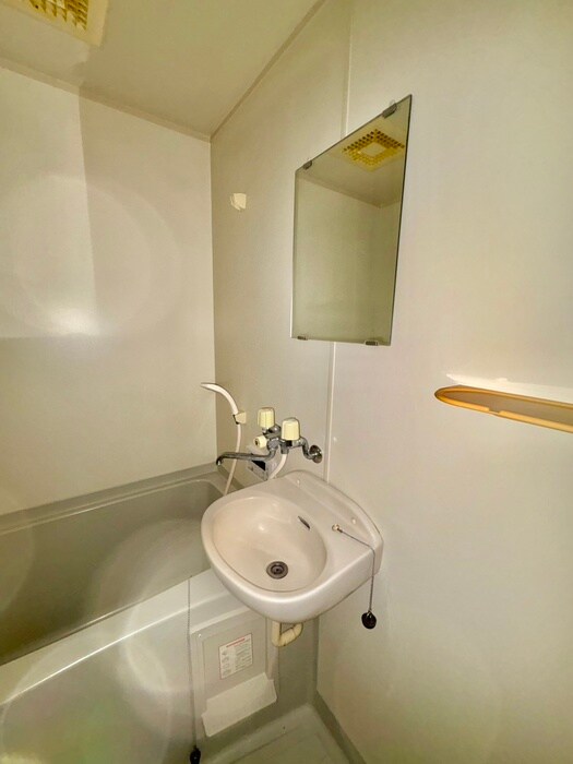 物件内観写真10　(洗面)