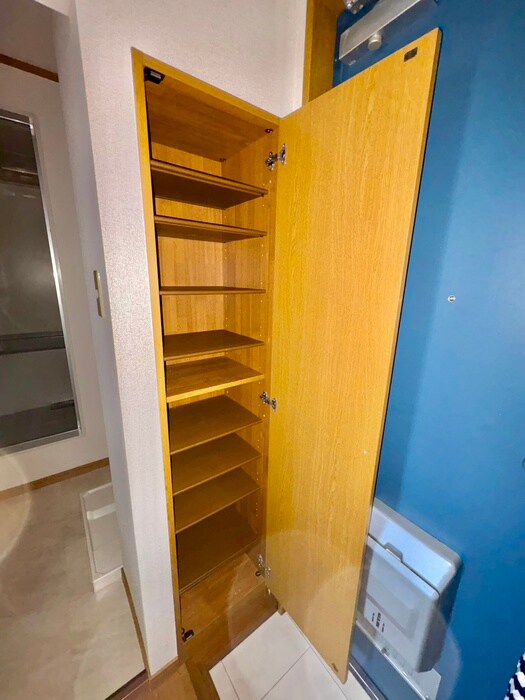 物件内観写真16　(靴箱)