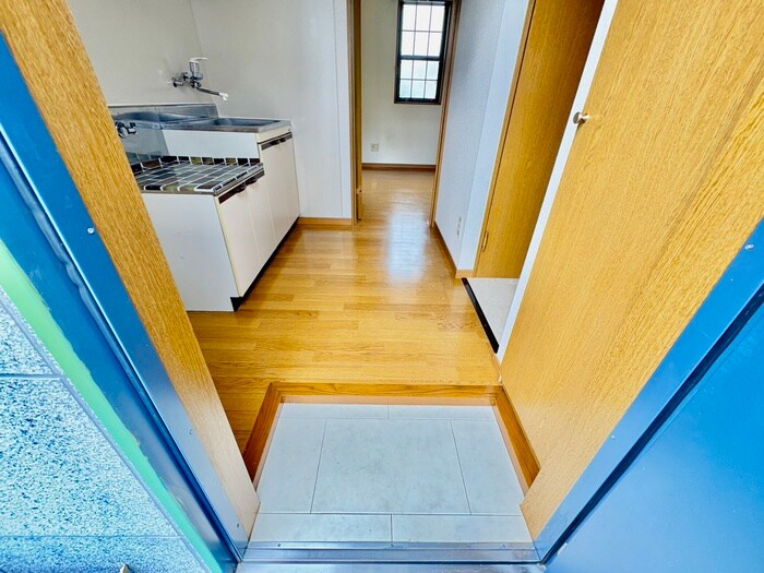 物件内観写真17　(玄関)