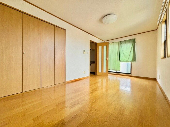 物件内観写真21　(居室)