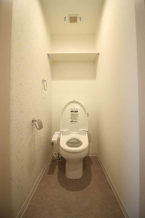 物件内観写真16　(トイレ)