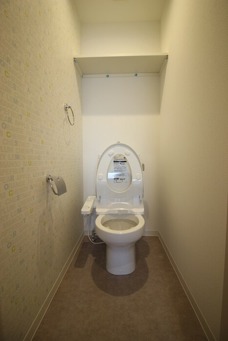 物件内観写真16　(トイレ)