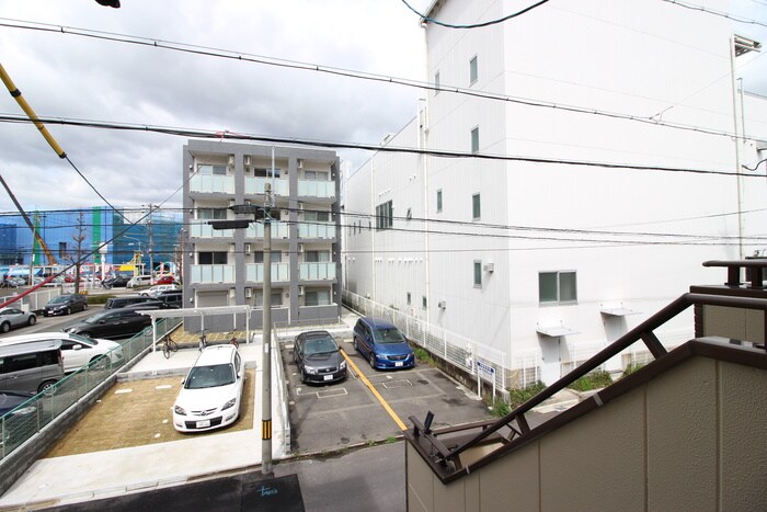 物件内観写真18　(室内からの展望)