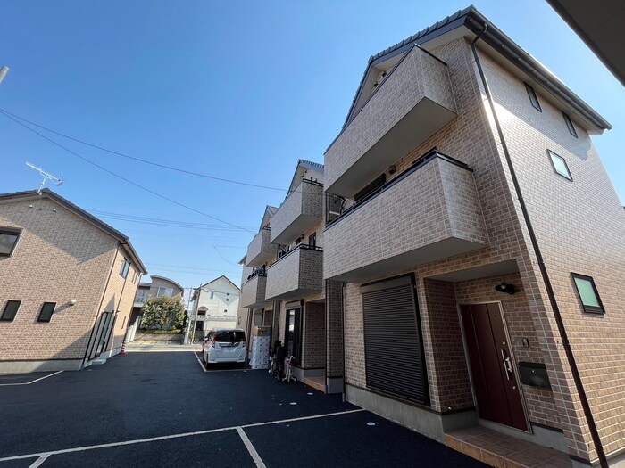 物件外観写真3　(外観写真)