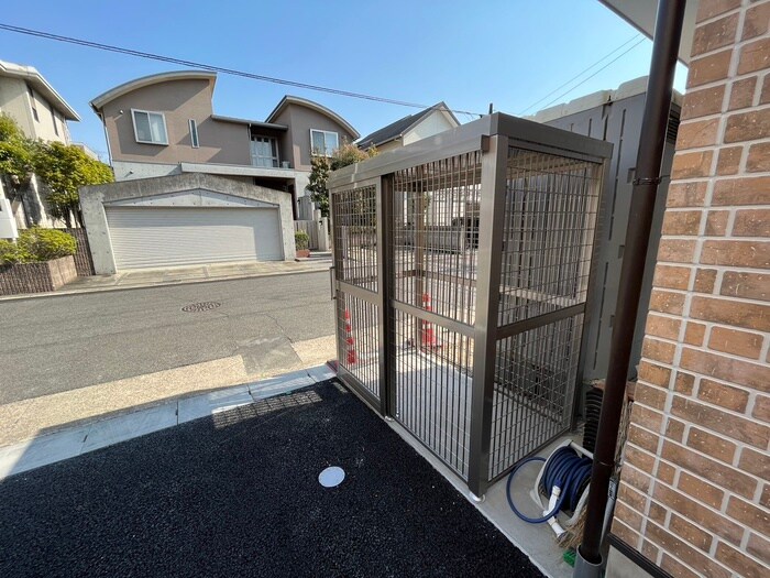 物件外観写真6　(建物設備)