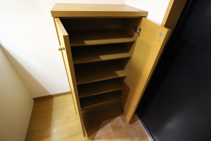 物件内観写真9　(靴箱)
