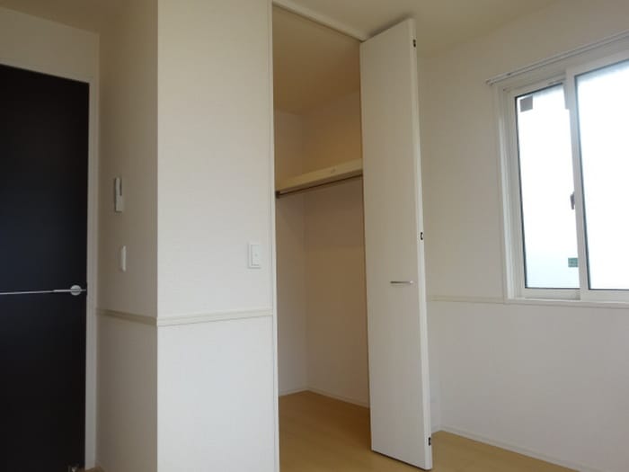 物件内観写真11　(収納)
