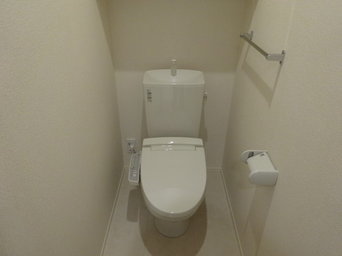 物件内観写真14　(トイレ)